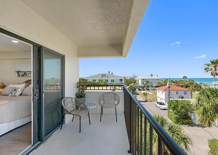 Breathtaking Penthouse Views Oceanview Getaway Apartment