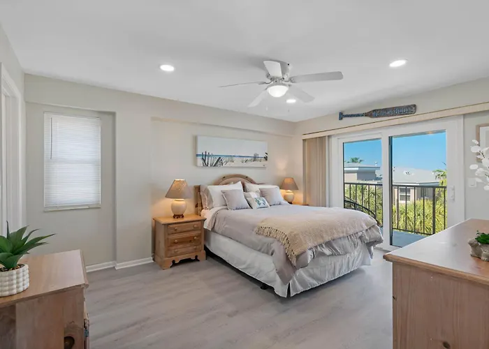 Breathtaking Penthouse Views Oceanview Getaway